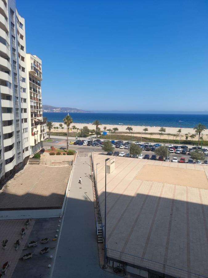 Apartamento Vista Mar Sylvia 5 เอมปูเรียบราบา ภายนอก รูปภาพ